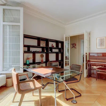 Four Saint Germain - Elegant & Spacious 3 Bdr In The Heart Of Saint Germain Daire